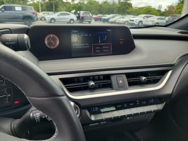 2022 Lexus UX 200 Base