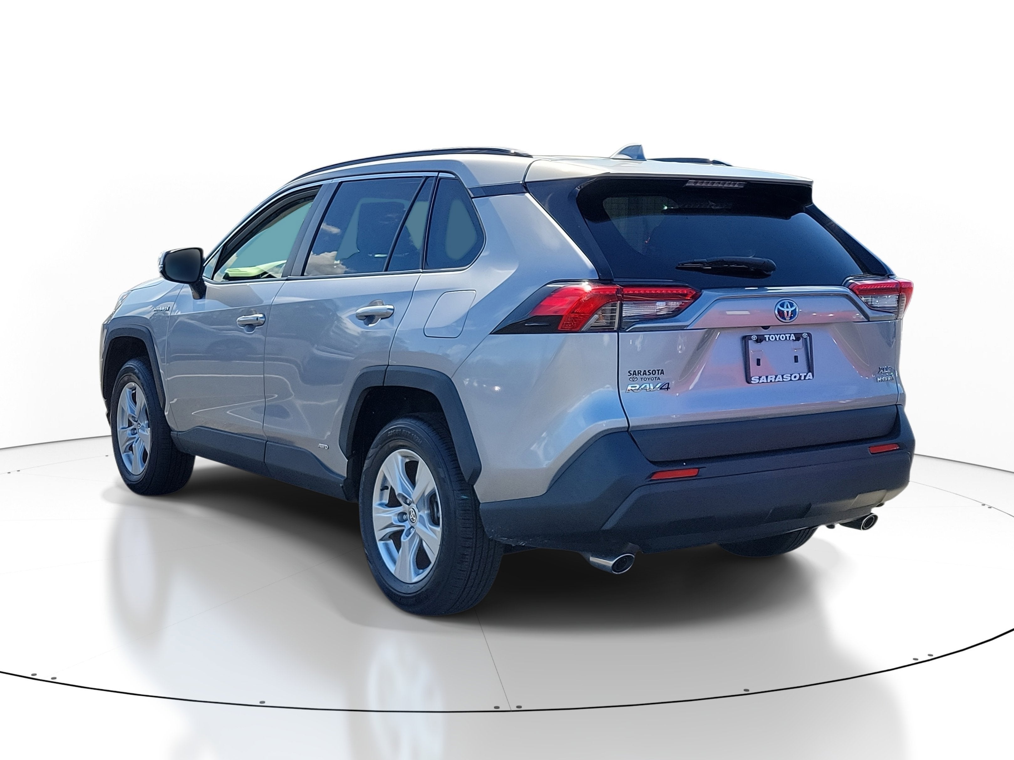 2020 Toyota RAV4 Hybrid XLE