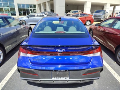 2025 Hyundai Elantra SEL Sport