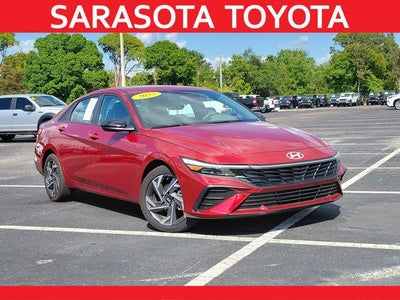 2025 Hyundai Elantra SEL Sport