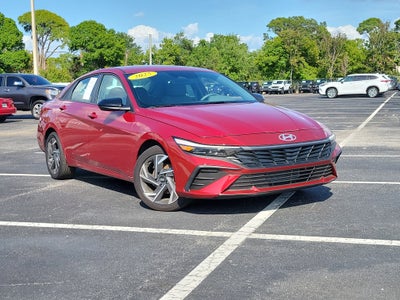 2025 Hyundai Elantra SEL Sport