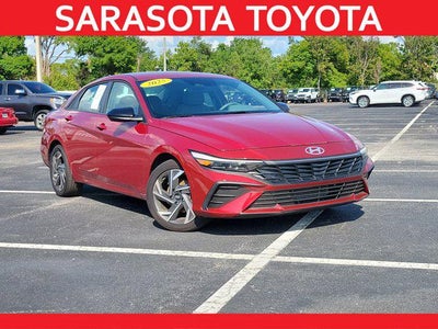 2025 Hyundai Elantra SEL Sport