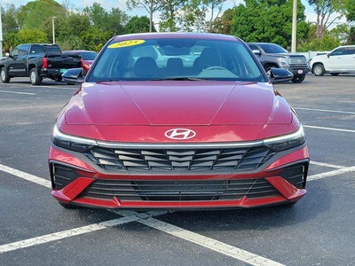 2025 Hyundai Elantra SEL Sport