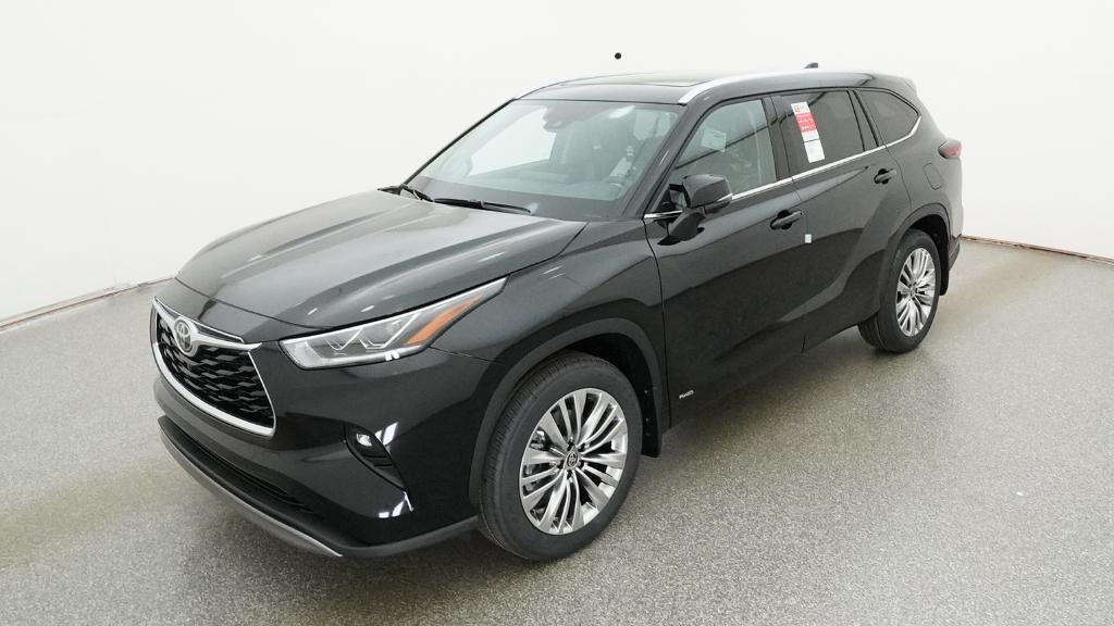 2026 Toyota Highlander Hybrid Platinum
