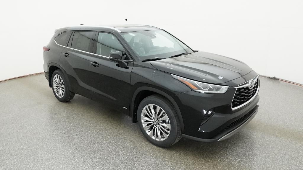2026 Toyota Highlander Hybrid Platinum