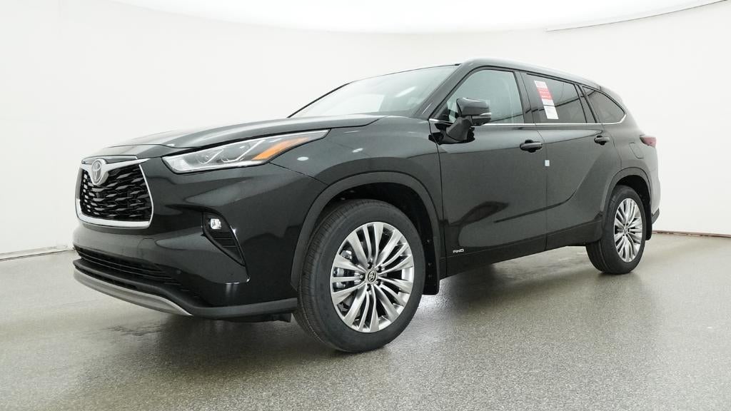 2026 Toyota Highlander Hybrid Platinum