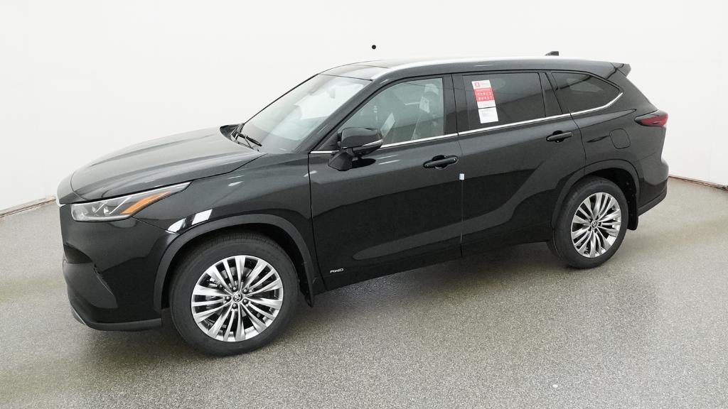 2026 Toyota Highlander Hybrid Platinum