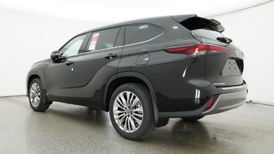 2026 Toyota Highlander Hybrid Platinum