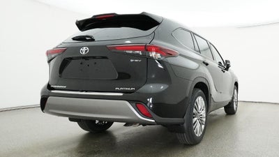 2026 Toyota Highlander Hybrid Platinum