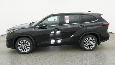 2026 Toyota Highlander Hybrid Platinum