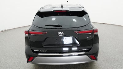 2026 Toyota Highlander Hybrid Platinum