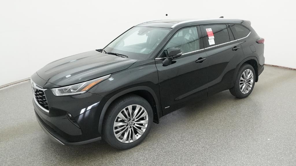 2026 Toyota Highlander Hybrid Platinum