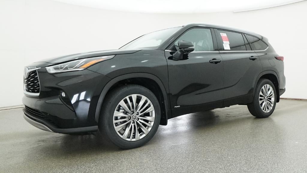2026 Toyota Highlander Hybrid Platinum