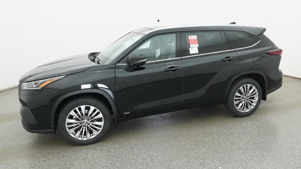 2026 Toyota Highlander Hybrid Platinum