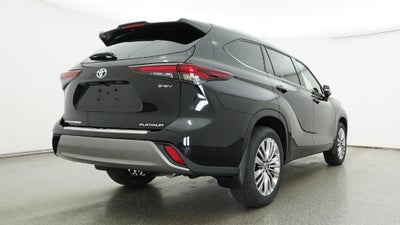 2026 Toyota Highlander Hybrid Platinum