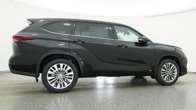 2026 Toyota Highlander Hybrid Platinum