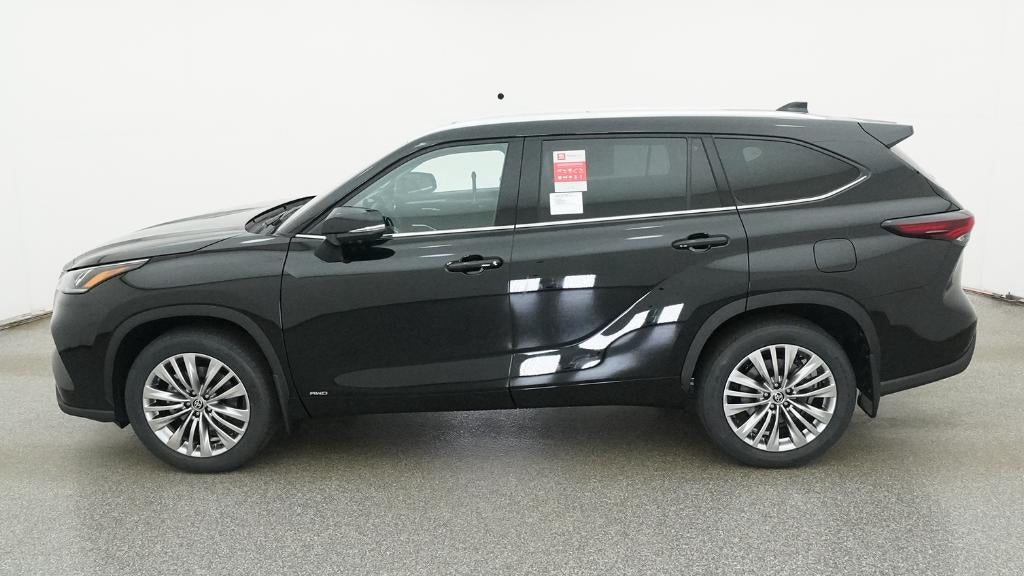 2026 Toyota Highlander Hybrid Platinum