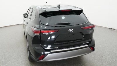2026 Toyota Highlander Hybrid Platinum