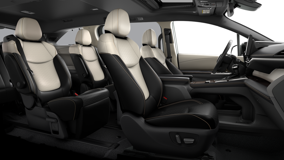 2025 Toyota Sienna Platinum
