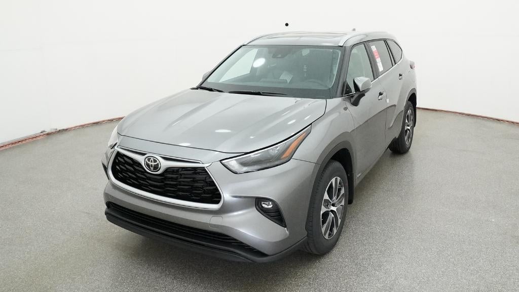 2026 Toyota Highlander Hybrid XLE