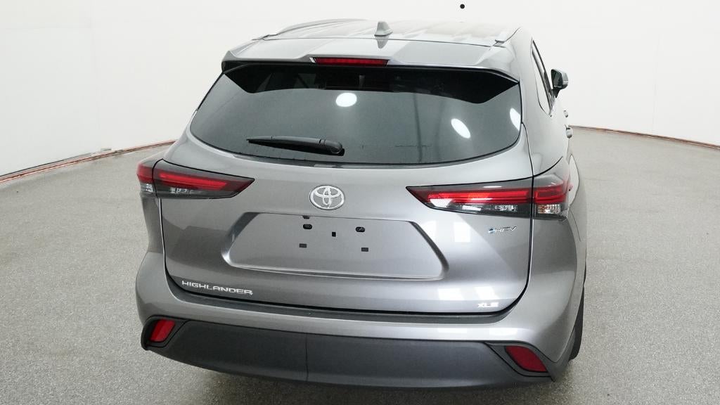 2026 Toyota Highlander Hybrid XLE