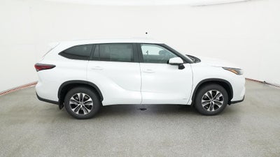 2026 Toyota Highlander Hybrid XLE