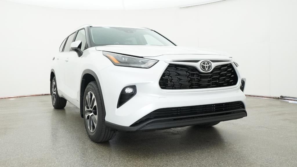 2026 Toyota Highlander Hybrid XLE