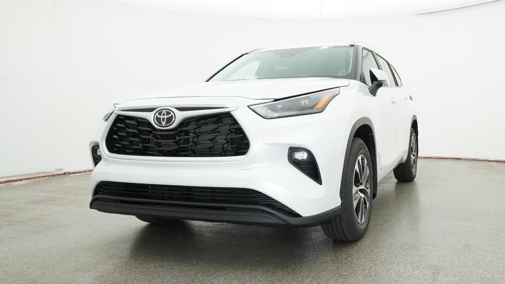2026 Toyota Highlander Hybrid XLE