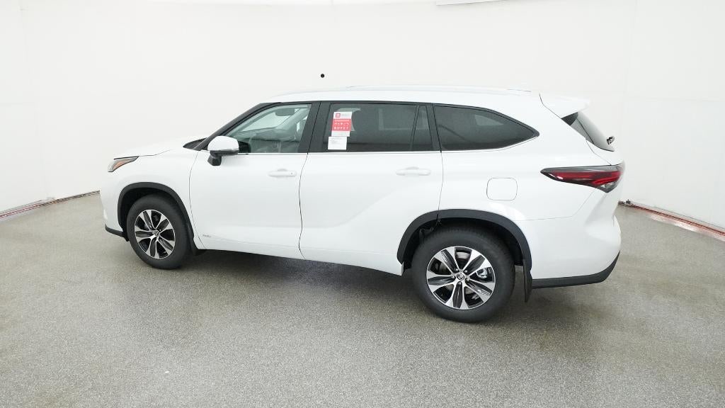 2026 Toyota Highlander Hybrid XLE