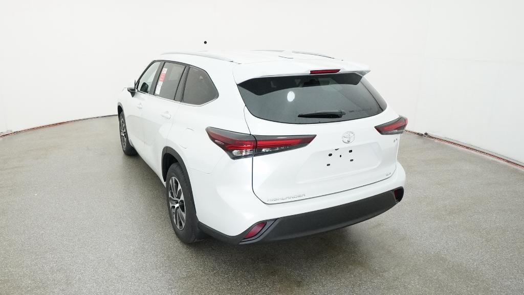 2026 Toyota Highlander Hybrid XLE