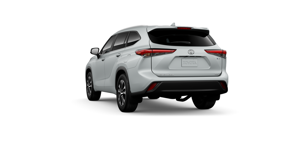 2026 Toyota Highlander Hybrid XLE