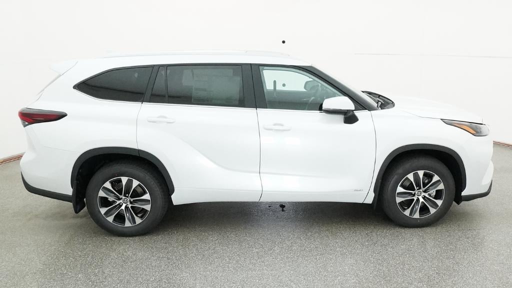 2026 Toyota Highlander Hybrid XLE