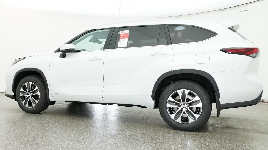 2026 Toyota Highlander Hybrid XLE