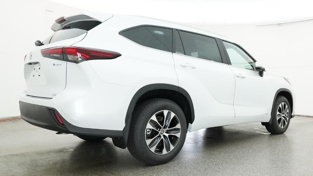 2026 Toyota Highlander Hybrid XLE