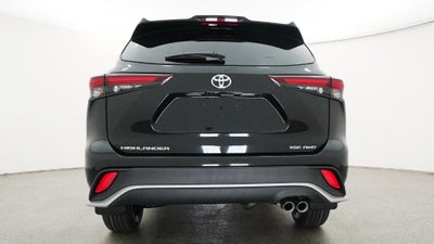 2026 Toyota Highlander XSE