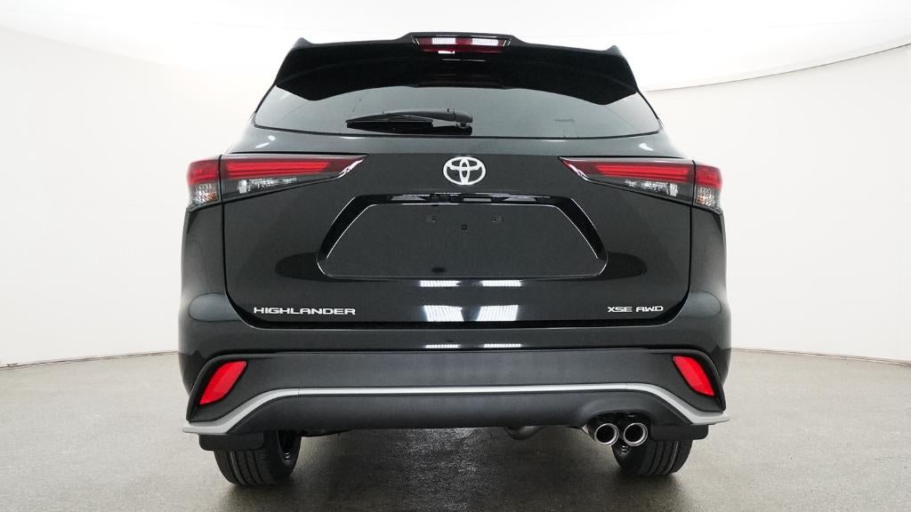 2026 Toyota Highlander XSE
