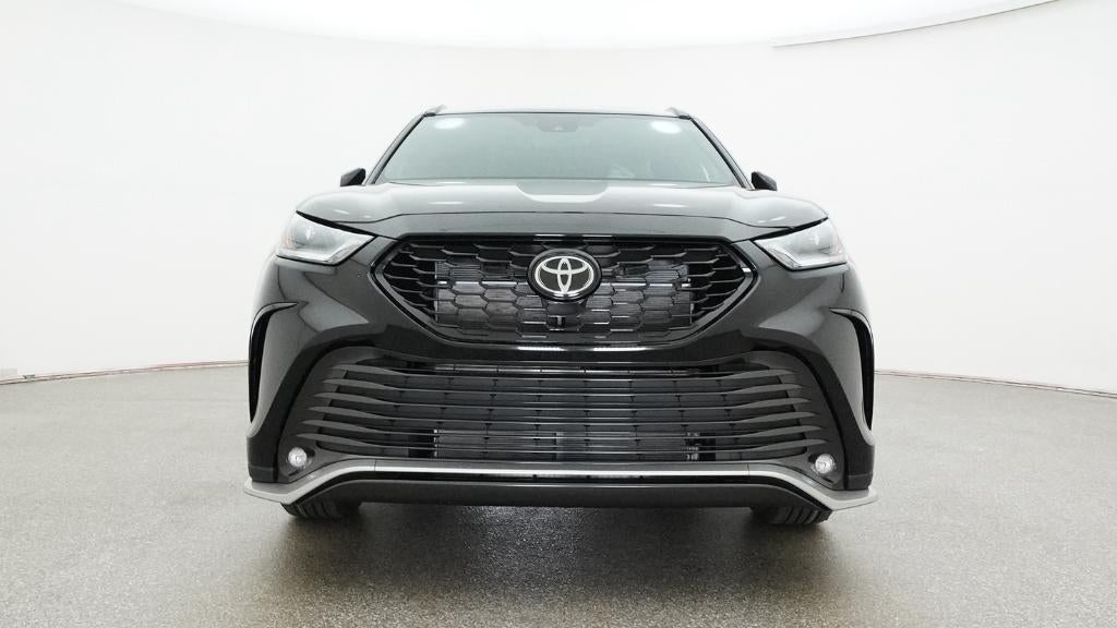 2026 Toyota Highlander XSE