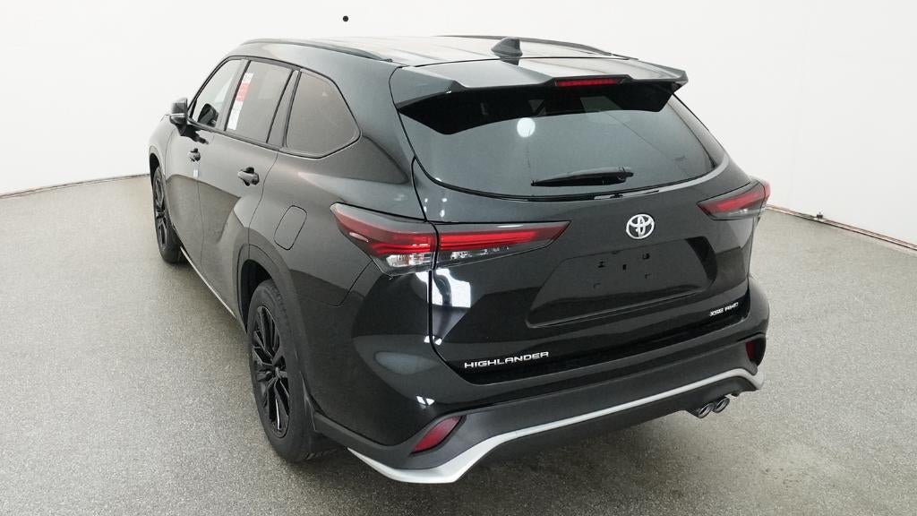 2026 Toyota Highlander XSE