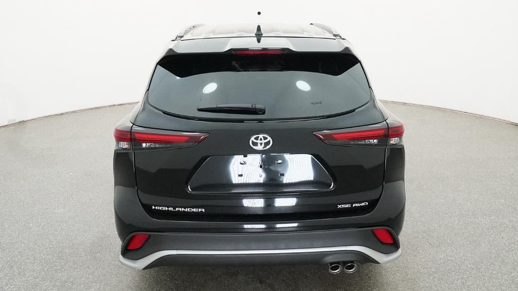 2026 Toyota Highlander XSE