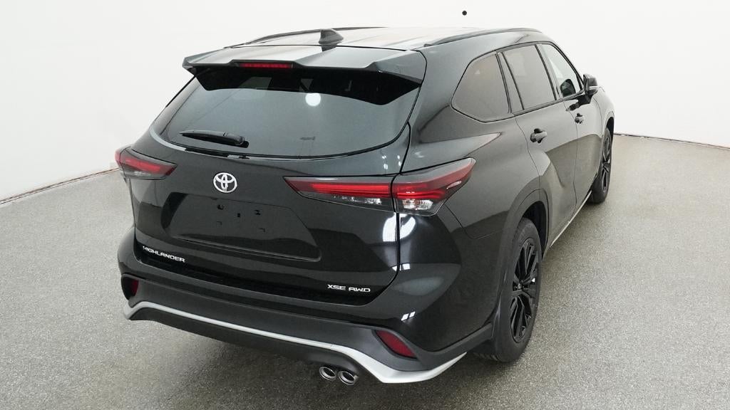2026 Toyota Highlander XSE