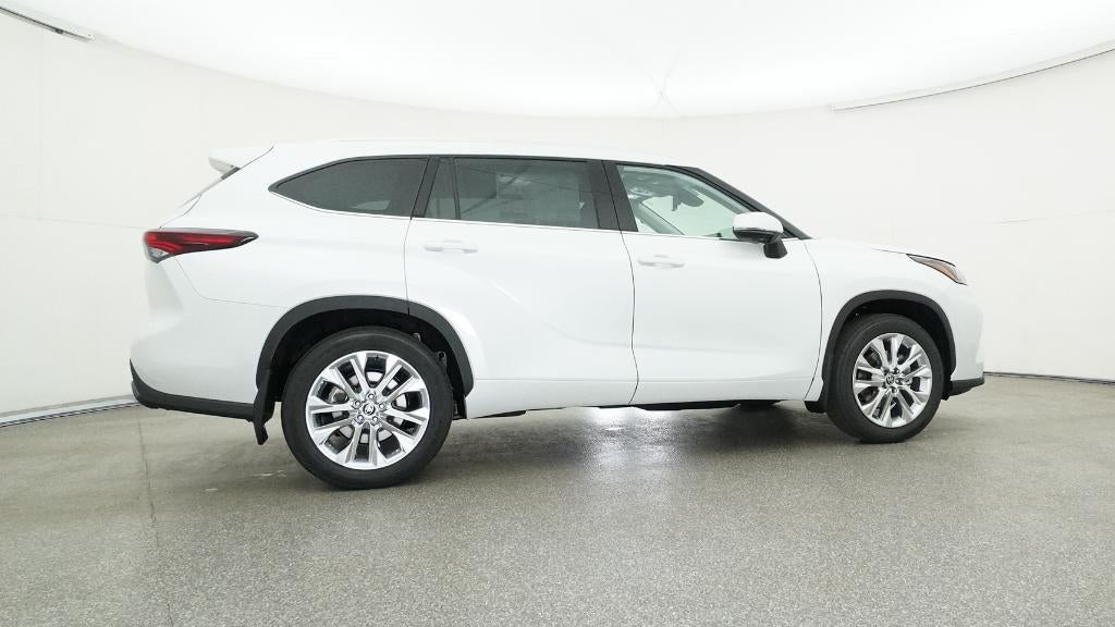 2026 Toyota Highlander Limited