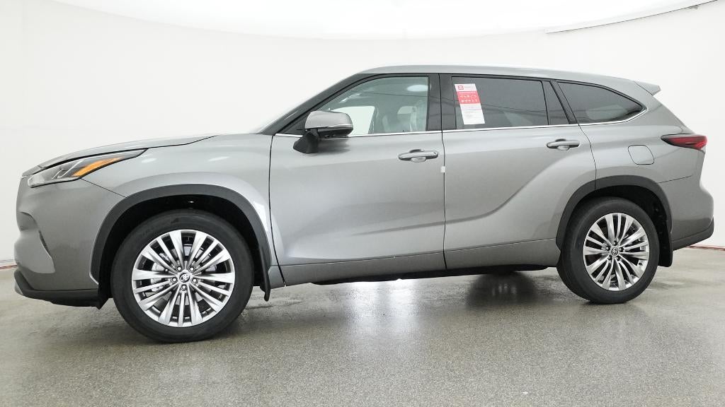 2026 Toyota Highlander Platinum