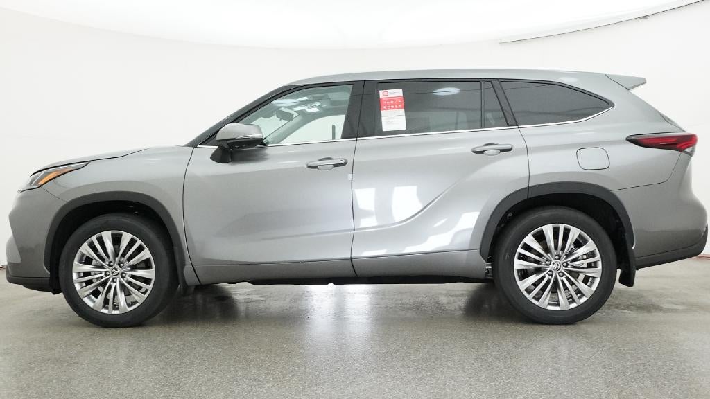2026 Toyota Highlander Platinum