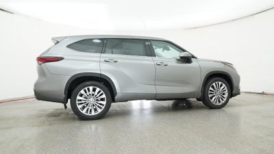 2026 Toyota Highlander Platinum