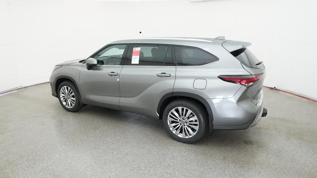 2026 Toyota Highlander Platinum
