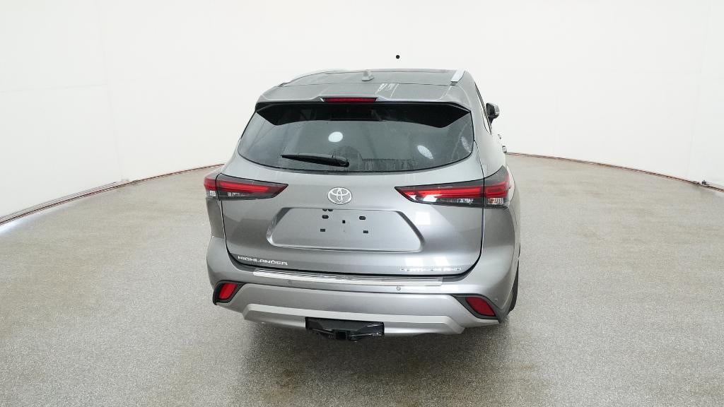 2026 Toyota Highlander Platinum
