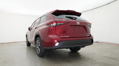 2026 Toyota Highlander XLE