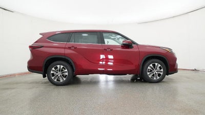 2026 Toyota Highlander XLE