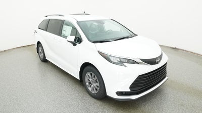 2026 Toyota Sienna LE