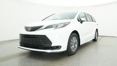 2026 Toyota Sienna LE